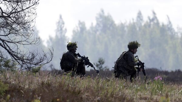 Soldados do exército polonês participam dos treinamentos da OTAN Saber Strike em Adazi, Letônia. 13 de junho de 2016 - Sputnik Brasil