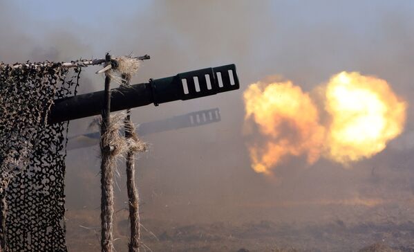 Giatsint é um canhão soviético rebocado, criado para destruição de tropas e material em marcha - Sputnik Brasil