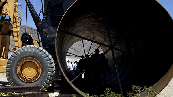Uma parte do tubo para comboio, a parte do projeto Hyperloop, exposto nos EUA. 11 de maio de 2016 - Sputnik Brasil