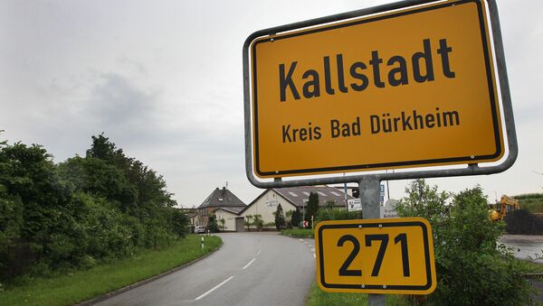 Placa com nome da cidade de Kallstadt, Alemanha (foto de arquivo) - Sputnik Brasil
