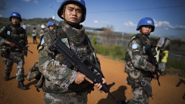 Agentes das forças de paz da China patrulham em Juba no Âmbito da missão da ONU, Sudão do Sul, 4 de outubro de 2016 - Sputnik Brasil