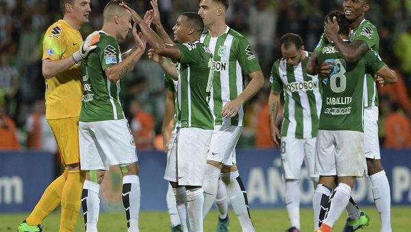 Jogadores do Atlético Nacional comemoram após confirmar vaga na final da Copa Sul-Americana - Sputnik Brasil