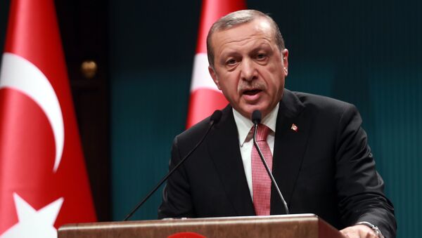 Presidente turco Recep Tayyip Erdogan durante discurso - Sputnik Brasil