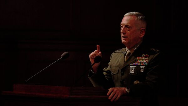 General aposentado da Infantaria da Marinha a candidato ao posto de Secretário de Defesa norte-americano, James Mattis - Sputnik Brasil