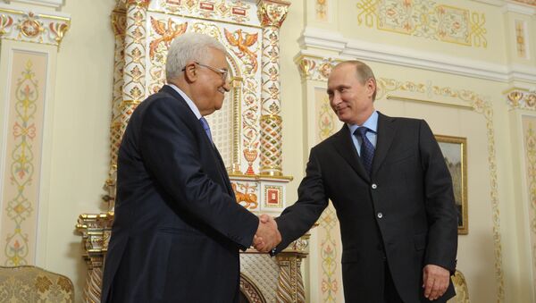 Vladimir Putin e Mahmoud Abbas, durante encontro em Moscou em junho de 2014 - Sputnik Brasil