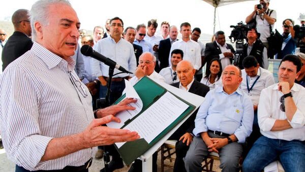 Presidente Michel Temer durante visita à Barragem de Jucazinho - Sputnik Brasil