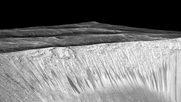 Linhas escuras de Marte. Foto da NASA - Sputnik Brasil