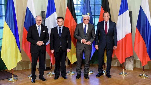 Ministros do exterior francês Laurent Fabius, ucraniano, Pavlo Klimkin, alemão, Frank-Walter Steinmeier e russo, Sergei Lavrov. - Sputnik Brasil
