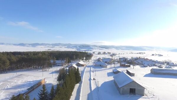Drone mostra serenidade do inverno após nevoeiro - Sputnik Brasil