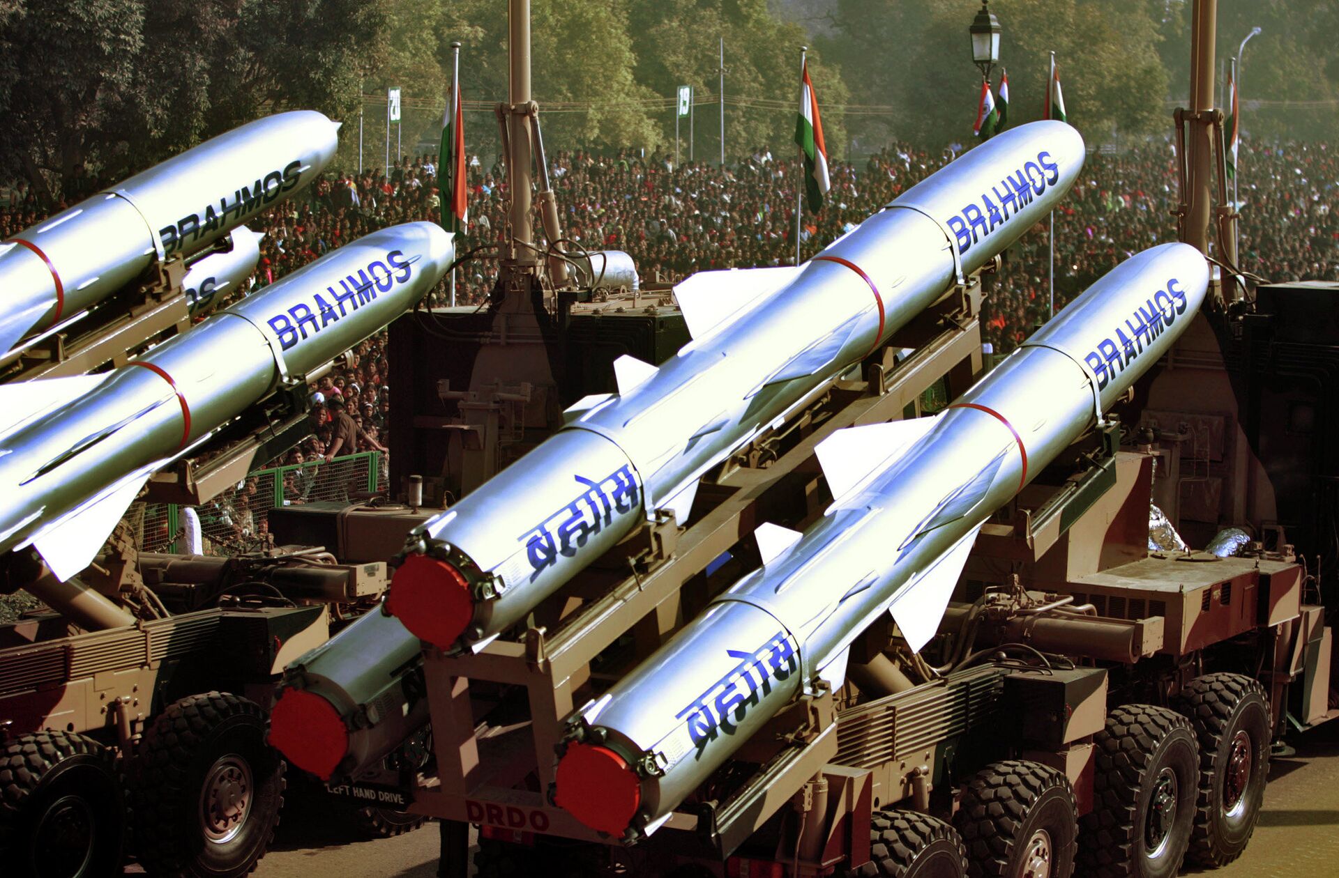 Filipinas assinam acordo de compra de mísseis de cruzeiro supersônicos russo-indianos BrahMos - Sputnik Brasil, 1920, 03.03.2021