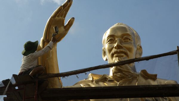 Monumento ao primeiro presidente do Vietnã do Norte, Ho Chi Minh, na cidade de Can Tho. - Sputnik Brasil