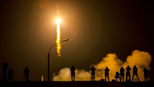 Lançamento da nave espacial Soyuz TMA-16M no cosmódromo de Baikonur - Sputnik Brasil