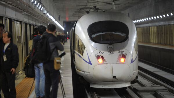 Trem de alta velocidade na China - Sputnik Brasil