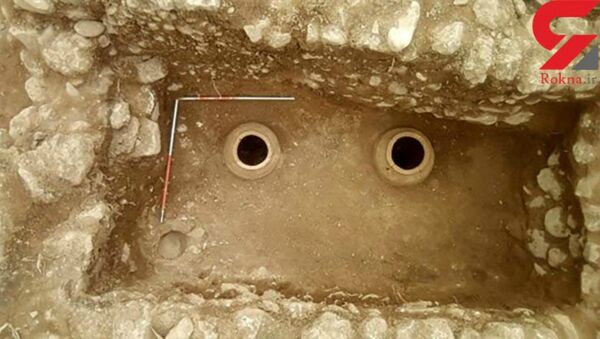 Túmulo descoberto durante escavações na provincia de Lorestan, Irã - Sputnik Brasil