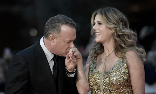 Ator americano Tom Hanks e sua esposa Rita Wilson - Sputnik Brasil