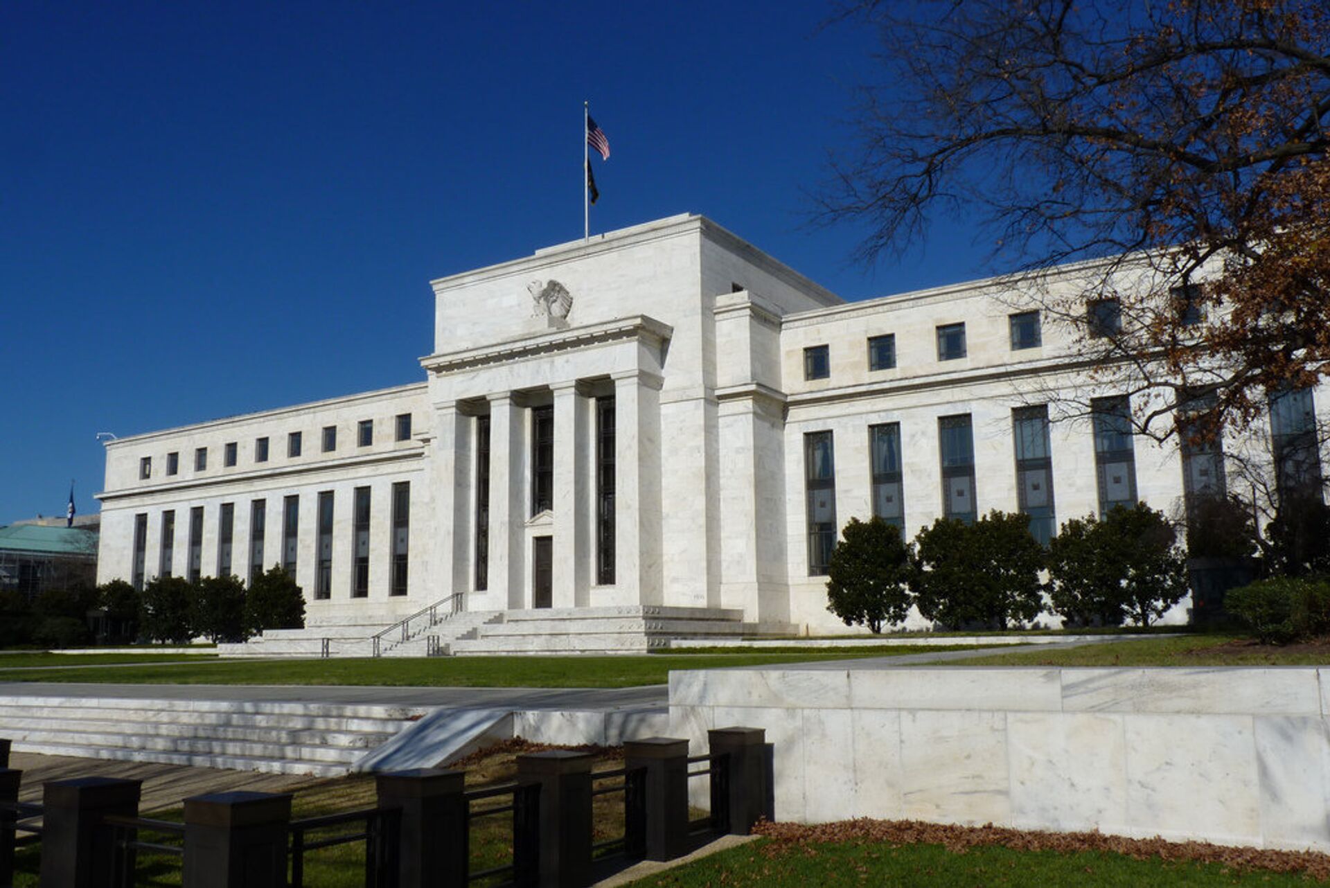Sede do Federal Reserve, em Washington, D.C.  - Sputnik Brasil, 1920, 22.11.2021
