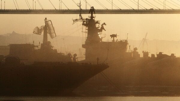 Navios da Frota do Pacífico da Marinha da Rússia em Vladivostok - Sputnik Brasil