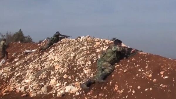 Posições do exército sírio nos montes de Latakia - Sputnik Brasil