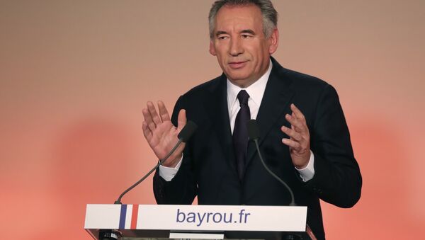 François Bayrou, líder do MoDem e prefeito da cidade francesa de Pau - Sputnik Brasil