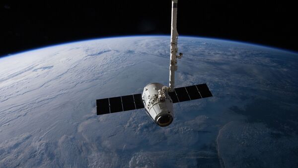 Espaçonave de carga SpaceX Dragon - Sputnik Brasil