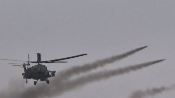 Helicópteros russos ajudam exército sírio perto de Palmira - Sputnik Brasil
