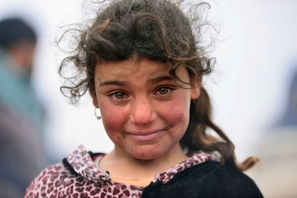 Criança iraquiana chorando - Sputnik Brasil