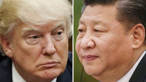 O presidente dos EUA, Donald Trump (à esquerda) e o líder chinês, Xi Jinping - Sputnik Brasil