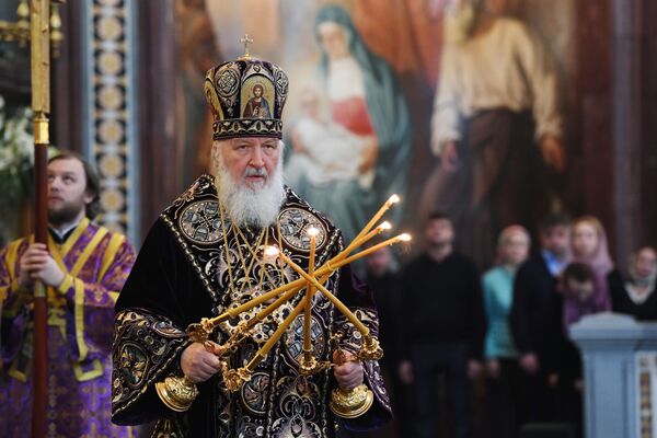 Patriarca de Moscou e de Toda a Rússia Kirill durante a missa de Quinta-Feira Santa na Catedral de Cristo Salvador - Sputnik Brasil