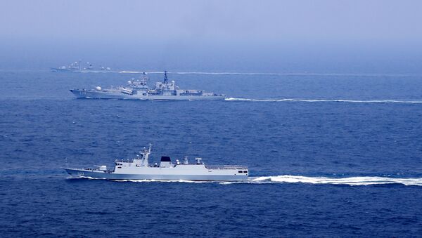 Navios chineses durante exercícios navais no mar da China Oriental (foto de arquivo) - Sputnik Brasil