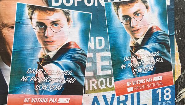 Harry Potter diz 'não' à candidata Le Pen - Sputnik Brasil