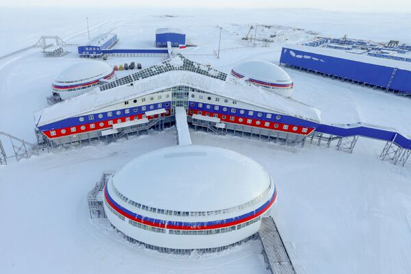 A base militar Trifólio Ártico foi construída nas ilhas Alexandre (um conjunto de pequenas ilhas desabitadas da Terra de Francisco José, no Ártico Russo) - Sputnik Brasil