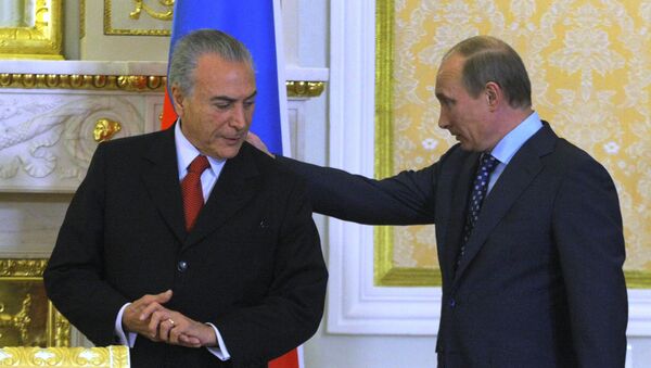 Encontro entre Vladimir Putin e Michel Temer em Moscou, em 2011 - Sputnik Brasil