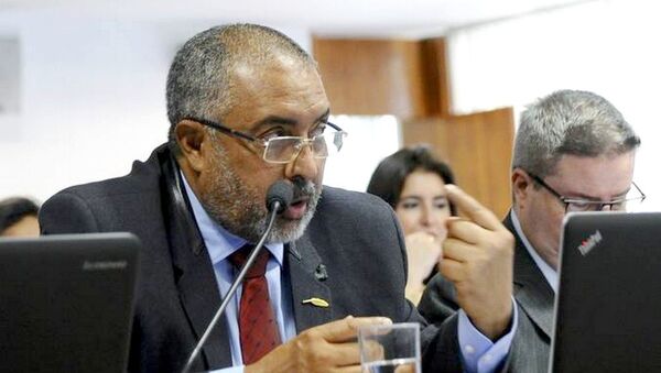 O Senador Paulo Paim pediu  audiência na CDH para tratar da chacina de trabalhadores rurais no Mato Grosso - Sputnik Brasil