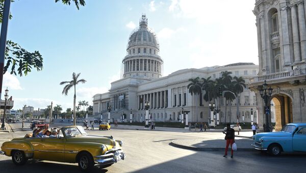 Капитолий в исторической части Гаваны - Sputnik Brasil