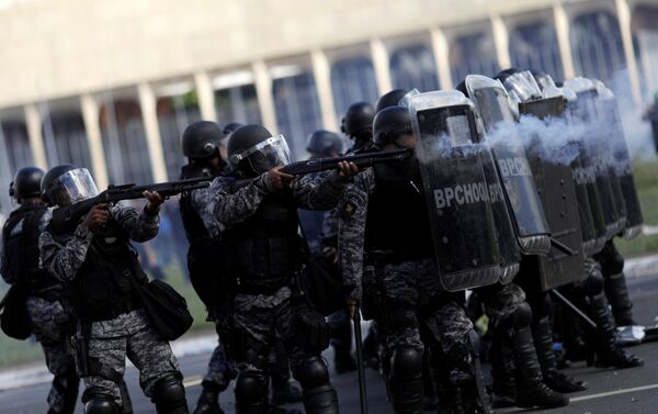 Brasília teve a segurança reforçada para o ato desta quarta-feira - Sputnik Brasil
