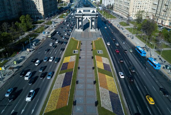 Arco do Triunfo, na Praça da Vitória - Sputnik Brasil
