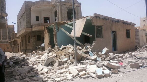 Consequências do bombardeio em Sanaa, capital do Iêmen - Sputnik Brasil