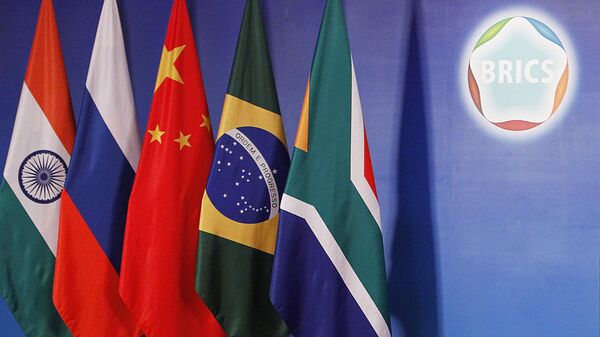 Bandeiras países BRICS - Sputnik Brasil