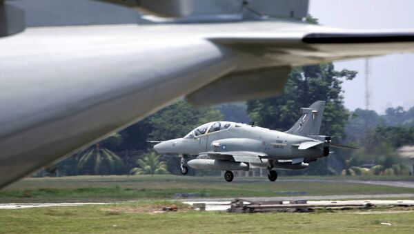 Malaysian airforce's Hawk jet touches down at Kuantan airforce base in Kuantan, east coast of Malaysia, Thursday, Sept. 15, 2005 - Sputnik Brasil