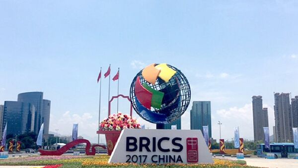Logo da  9.ª Cúpula dos BRICS, que acontece nos dias 3, 4 e 5 de setembro em Xiamen, na China - Sputnik Brasil