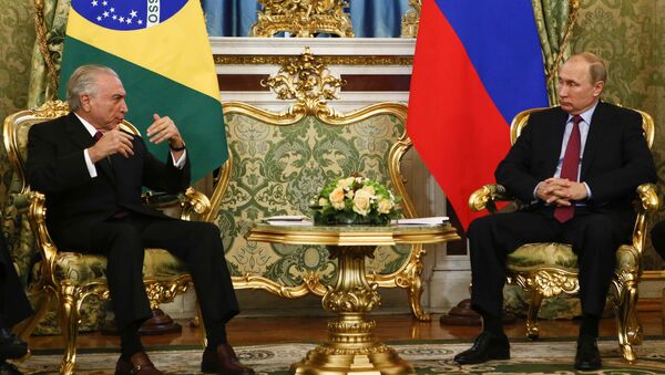 Presidente da Rússia, Vladimir Putin, e o presidente do Brasil, Michel Temer - Sputnik Brasil