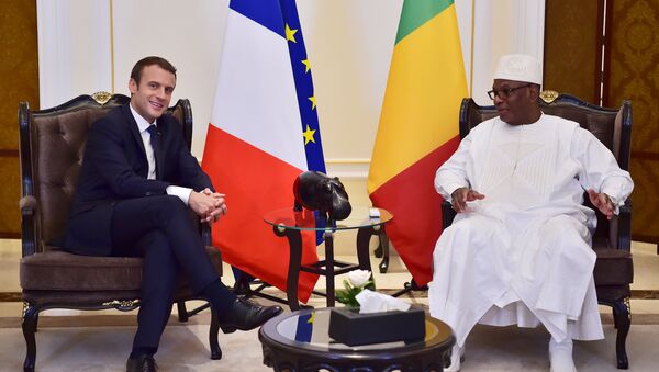 Macron com o presidente do Mali, Ibrahim Boubacar Keita - Sputnik Brasil