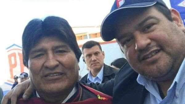 Imagem do presidente boliviano Evo Morales ao lado de Romer Gutierrez Quezada, preso no Brasil por tráfico de drogas - Sputnik Brasil