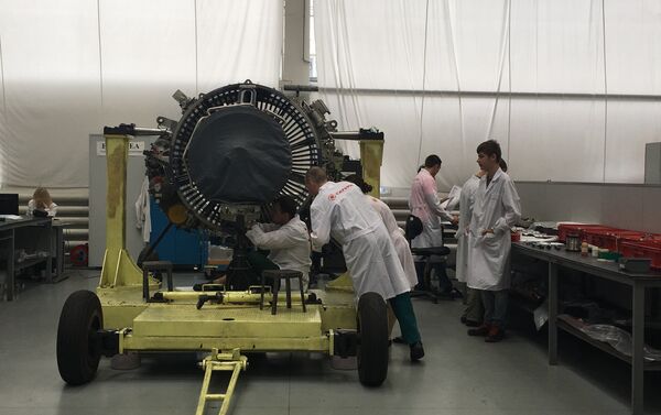 O processo de montagem do motor SaM146 - Sputnik Brasil