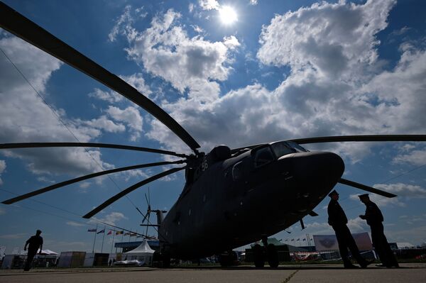 Helicóptero Mi-26 no Salão Aerospacial MAKS 2017 - Sputnik Brasil