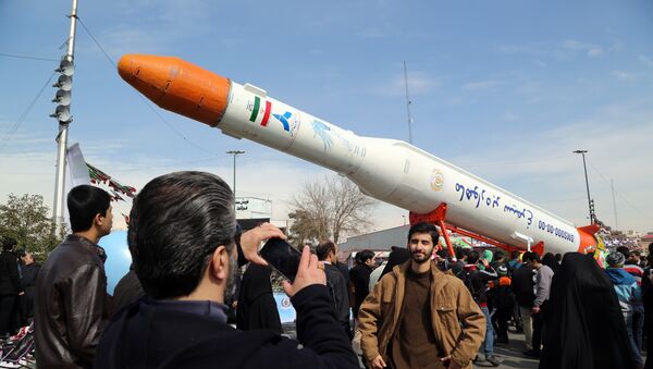 El lanzador espacial Simorgh, Irán (archivo) - Sputnik Brasil