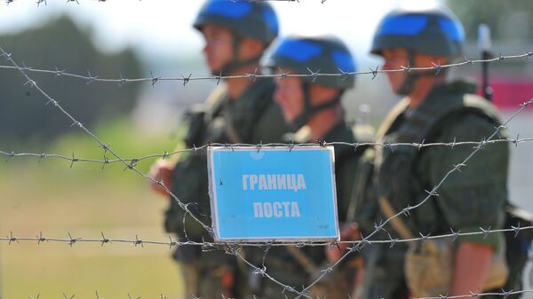 Contingente de soldados russos em missão de paz na Transnístria - Sputnik Brasil