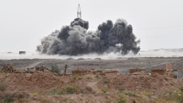 Ataques da Força Aeroespacial da Rússia contra as posições do Daesh perto da cidade de Deir ez-Zor (foto de arquivo) - Sputnik Brasil