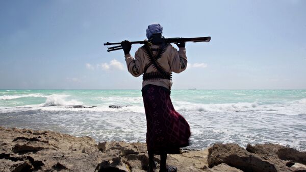 Pirata no mar da Somália (imagem de arquivo) - Sputnik Brasil