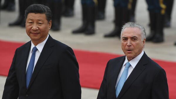 Os presidentes de Brasil e China, Michel Temer e Xi Jinping, durante encontro em Pequim, nesta sexta-feira, 1 de setembro de 2017 - Sputnik Brasil